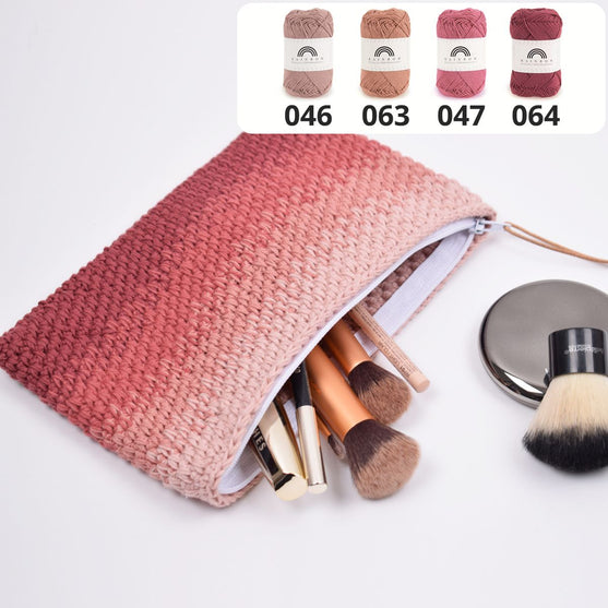 Virkad sminkväska - ton i ton
3