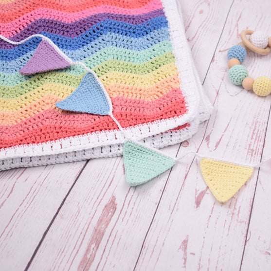 Rainbow mini vimpelgirlang
2