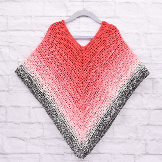 Timeless Barn Poncho - Twister
6