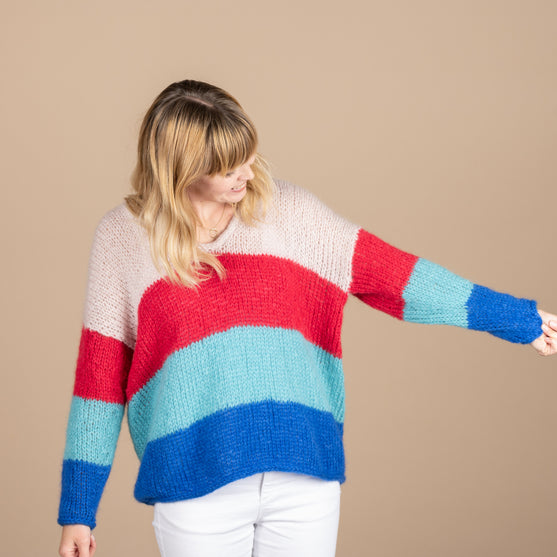Jolie - Long Sweater
9