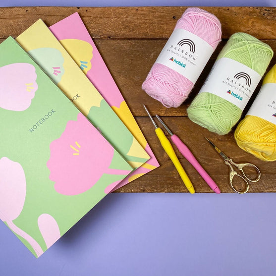Notebook - Dotty - Blomma - Hobbii
4