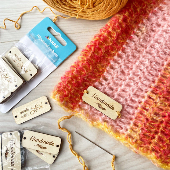 Etiketter i trä - Made With Love - Hobbii
5