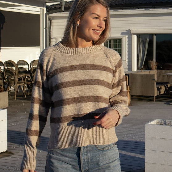 125-11 Alexa Sweater
2