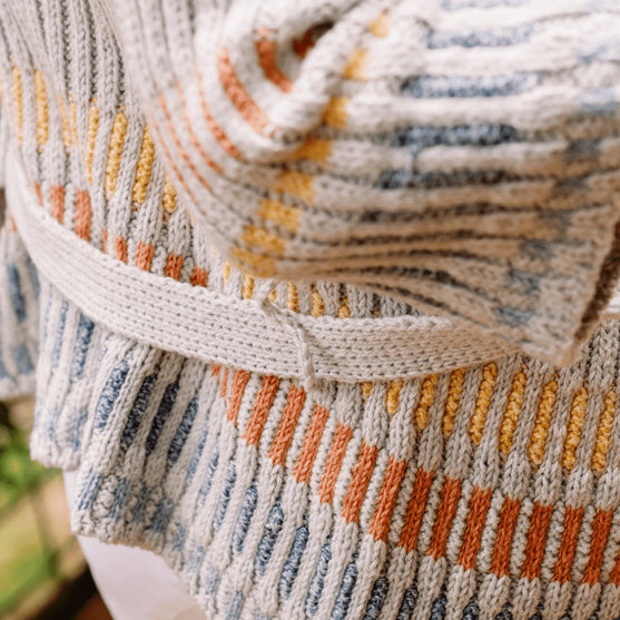 Fusing Cardigan - Öppen cardigan med knytskärp
7