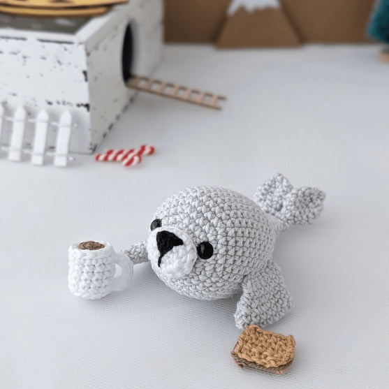 Charlie - The Cocoa Sipping Seal
3