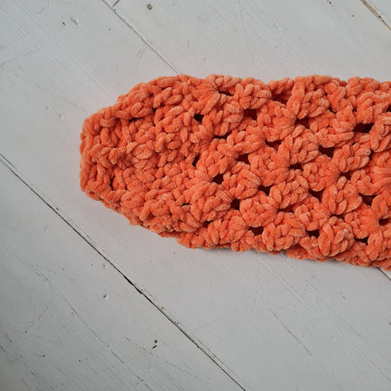 Hexi Honey Bunny - Barn cardigan
4