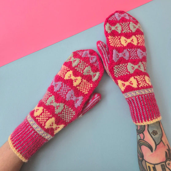 Bow Pop Mittens - Vantar
6
