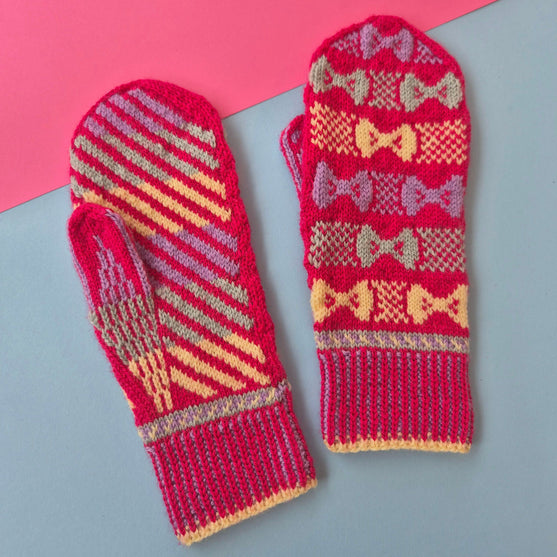 Bow Pop Mittens - Vantar
5