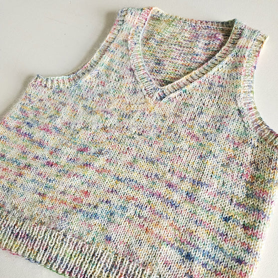 Betty Vibrant - Väst
8