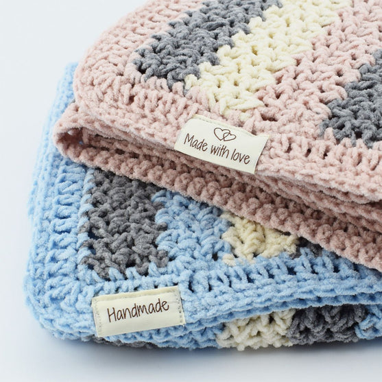 10 Labels - Made by Farmor - 5 cm - Sandfärgad - Go Handmade
4