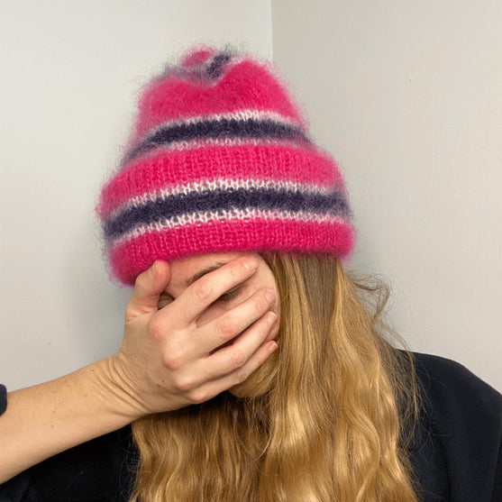 Friend - Beanie
2