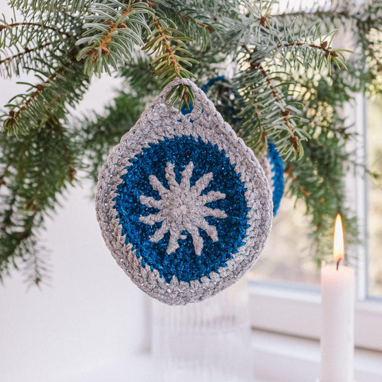 Shiny Bauble - Ornament
3