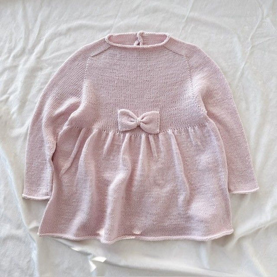 Bow - Children’s Dress
3