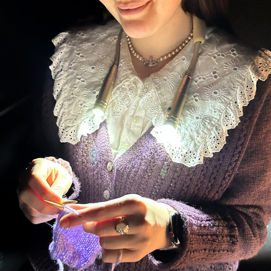 Nacklampa Deluxe - Champagne - Hobbii
8