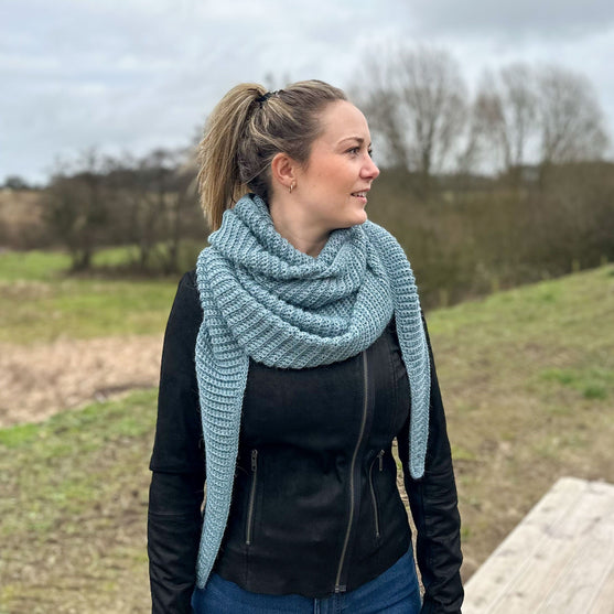 Simple Big Scarf
5