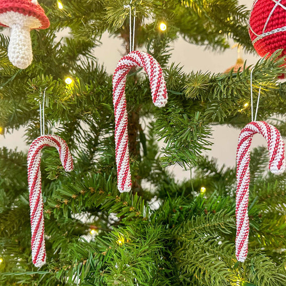 Polkagriskäppar - Juldekoration
2