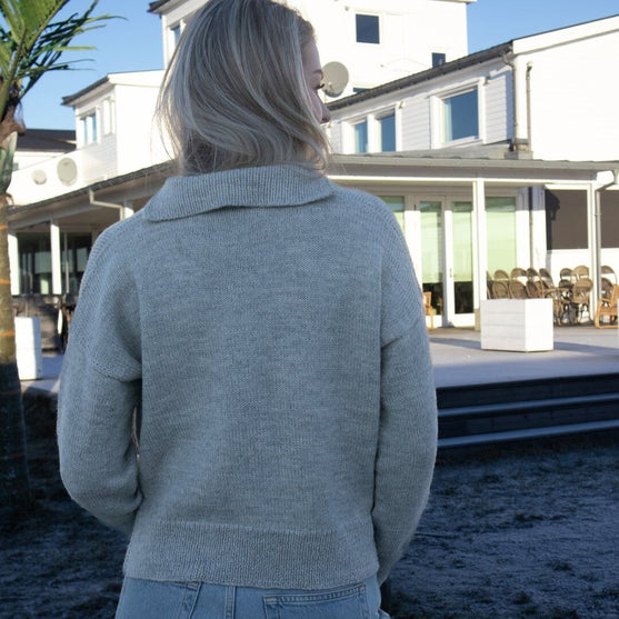 125-13 Henny Sweater
3