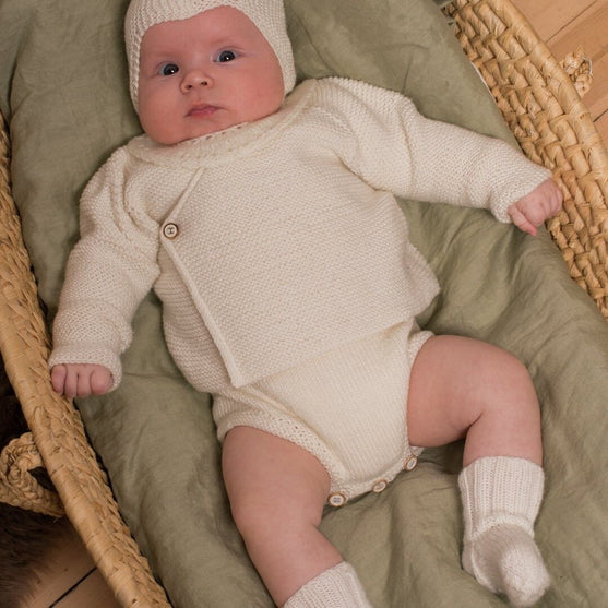444-03 Majke babysæt
4