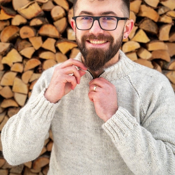 463-03 Steigar Sweater
2