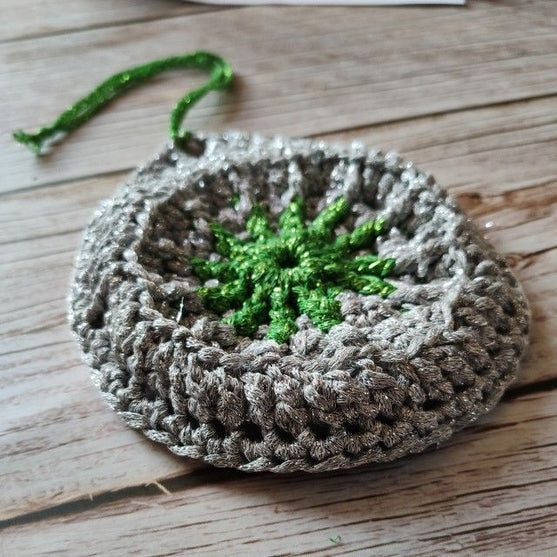 Shiny Bauble - Juldekoration
4
