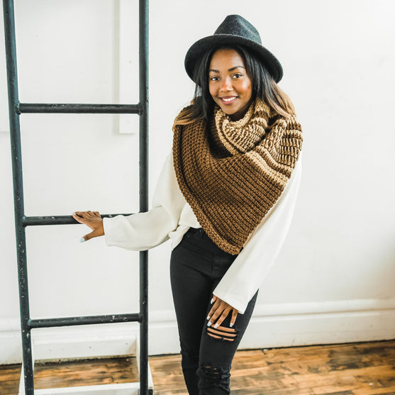 Ada - Sjal
2