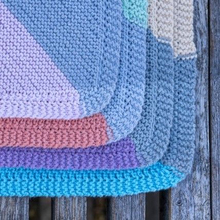 Bistrup - Bordstabletter på skrå
4