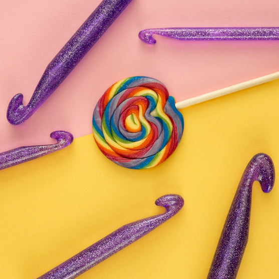 Glitter virknålsset - 5 storlekar - Hobbii
3