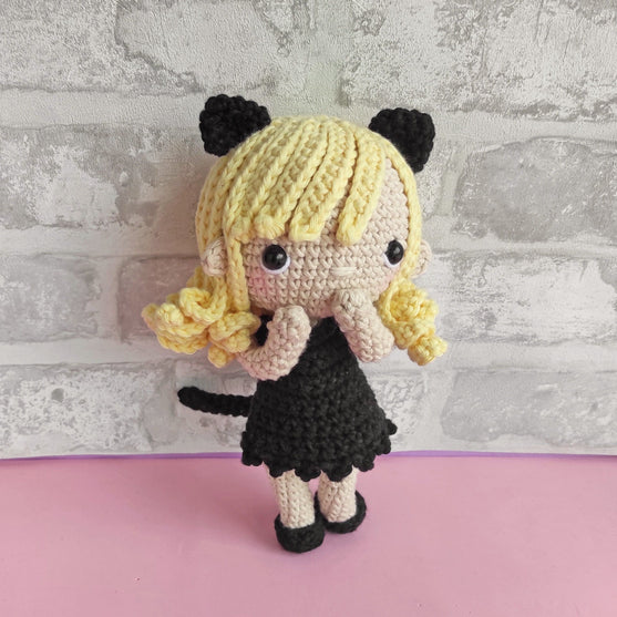 Systrarna Ada och Kat - Halloween
6