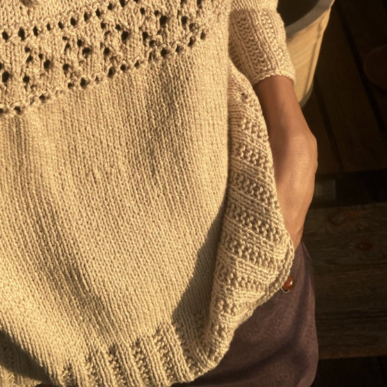 Diamond Eyelets - Tröja
4