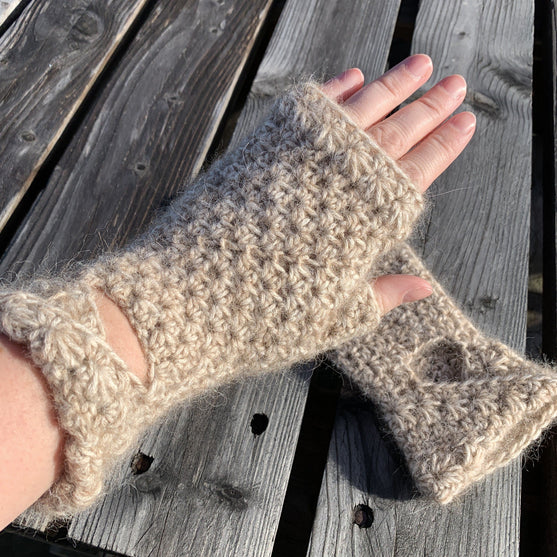 Soft Twist – Pannband och tumvantar
9