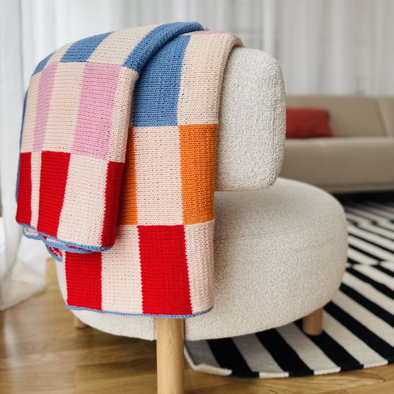 Hilma - Blanket
4