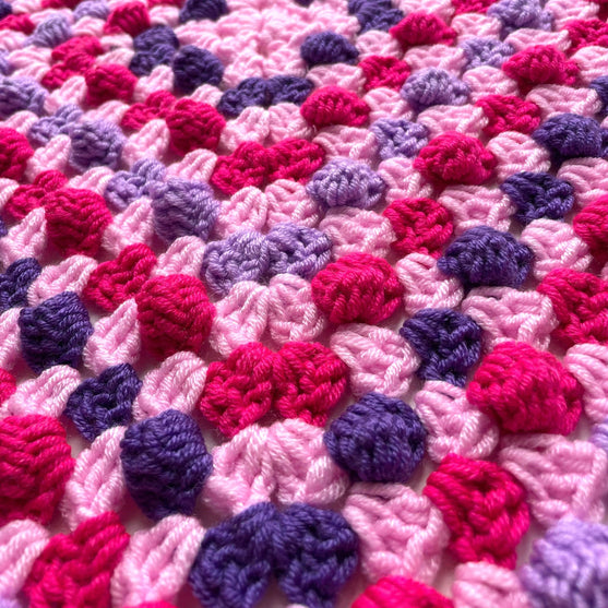 Bella’s Bobble Granny Square - Filt
5