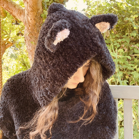Hooded Cat - Kappa
6