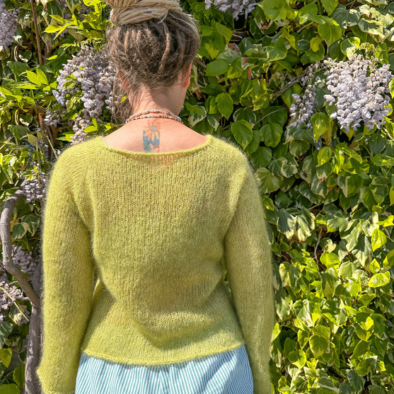 Summer Lotus - Tröja
10