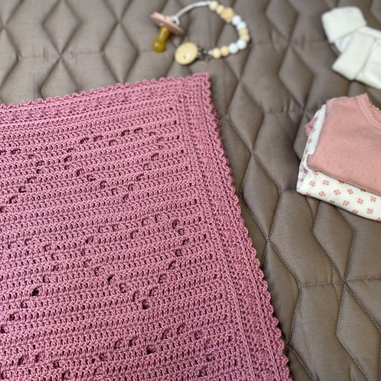 Lovely Hearts Bamboo - Babyfilt
2