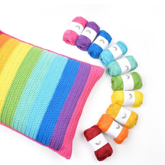 Rainbow Stripes Kudde
3