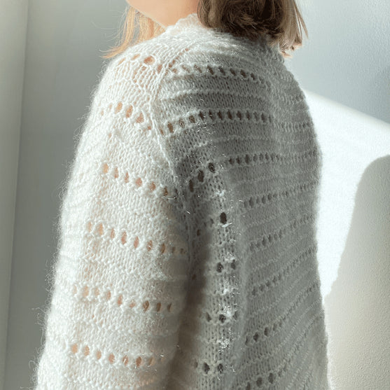 Easy Spring Blouse - Tröja
3