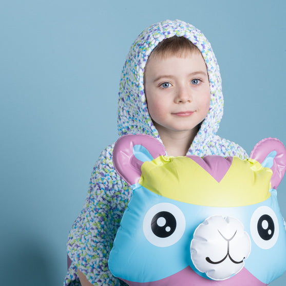 Beach Poncho - Barn
8