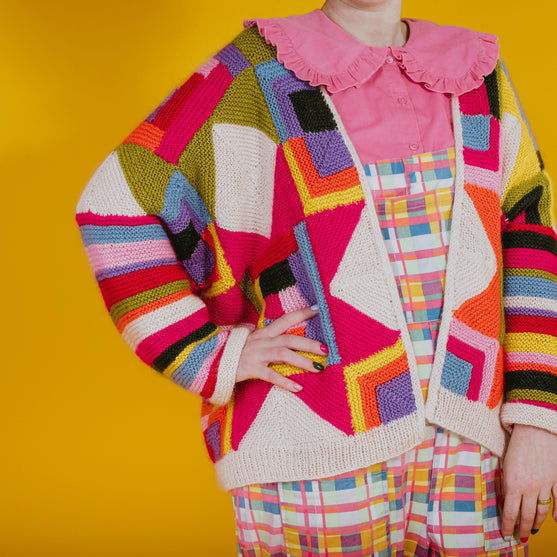 

No Shades of Grey - Cardigan - Stickning
3