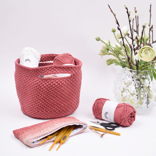 Crocheted yarn bag with structure 8/8