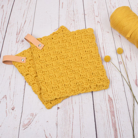 

Ribbon “C2C” Grytlappar
3