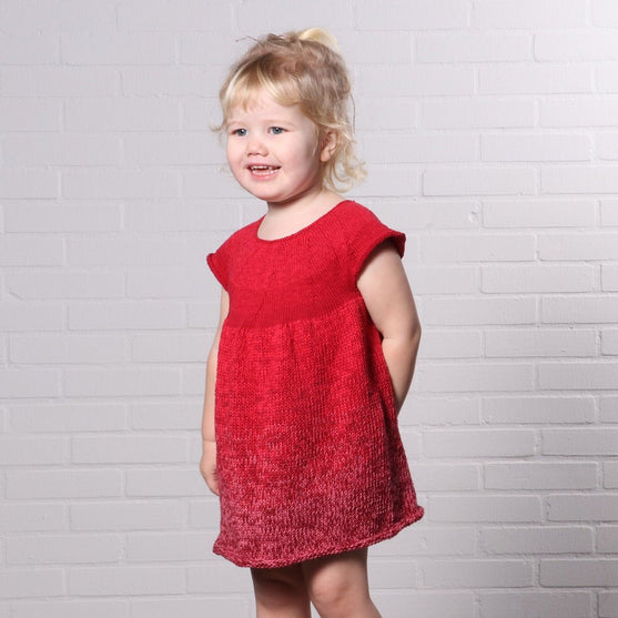 

Nina Barnklänning
1