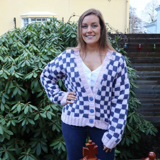 

100-05 Norway Chess Chunky Kofta
2