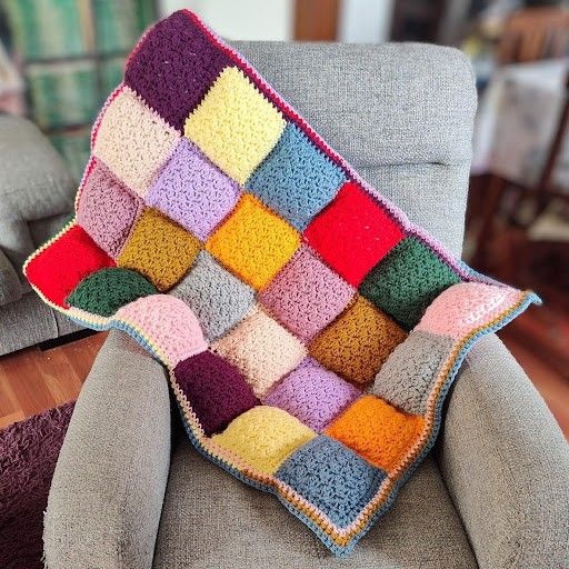 Soft Squares - Padded Throw