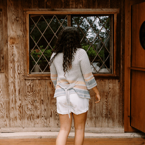 

Fusing Cardigan - Öppen cardigan med knytskärp
4