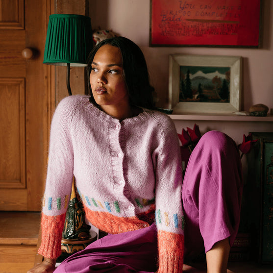 

Kiln - Kofta med färgdetajler
7