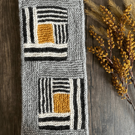 

Off Track - Halsduk
4