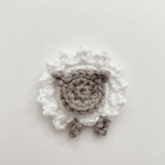 

Little Lamb - Applique
4