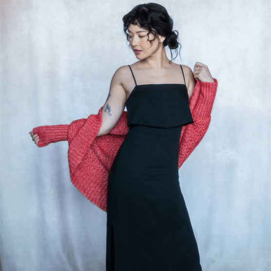 

Vatra - Ärmsjal med flätmönster
5