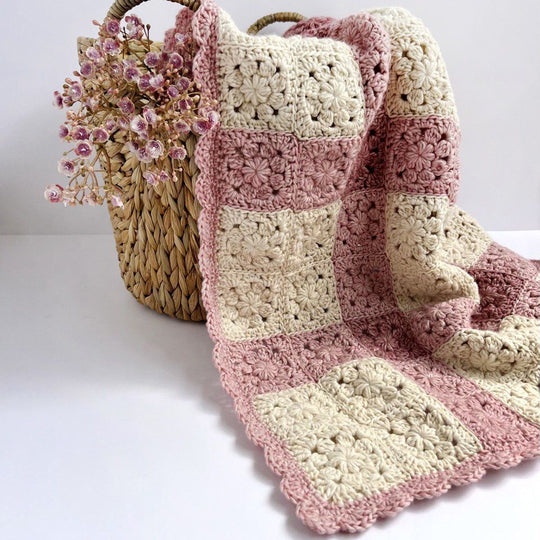 Heirloom Bloom - Babyfilt